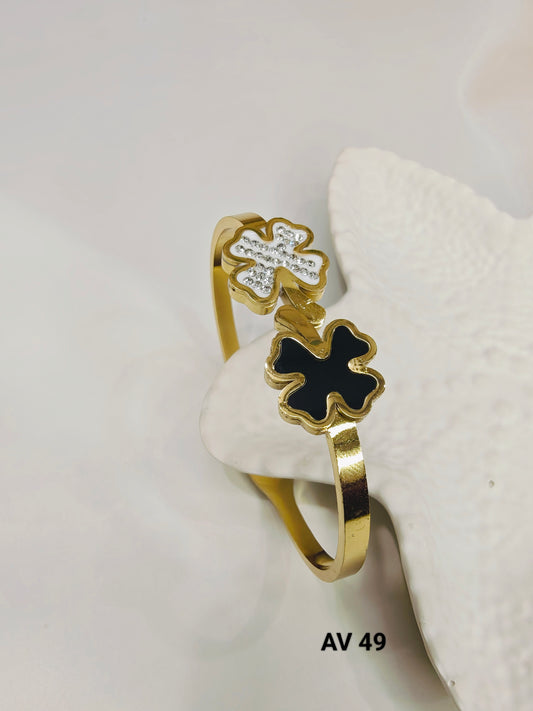 18k Gold- Plated Clover Bracelet