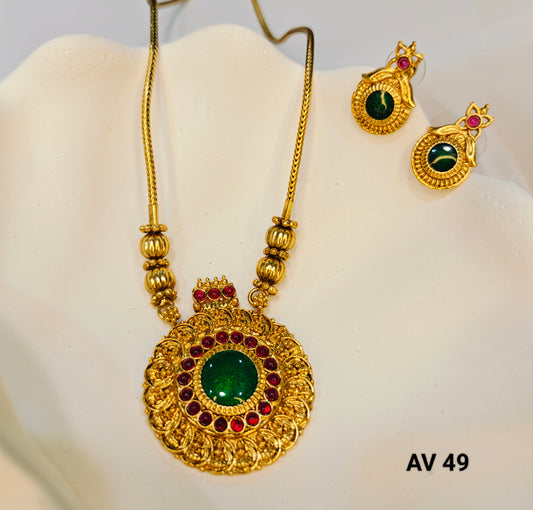 Invisible Round Palakka Laxmi Chain With Studs