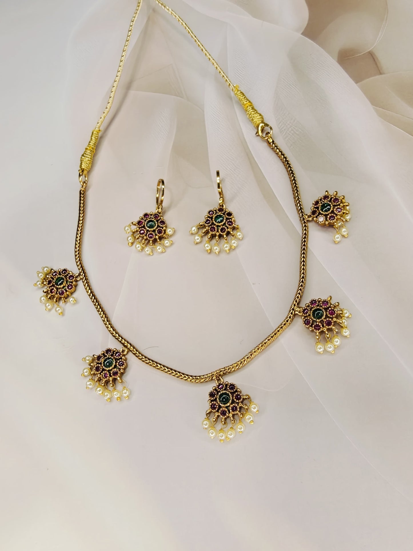 Floral Pearl Chain