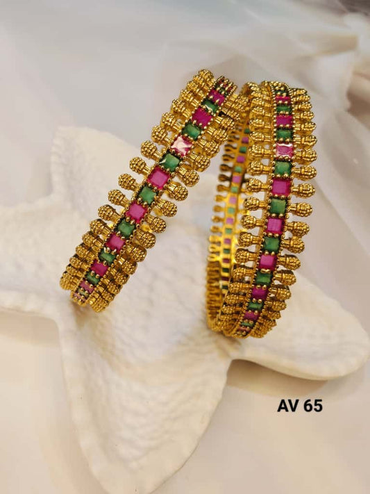 Antique Kemp Stone Bangles