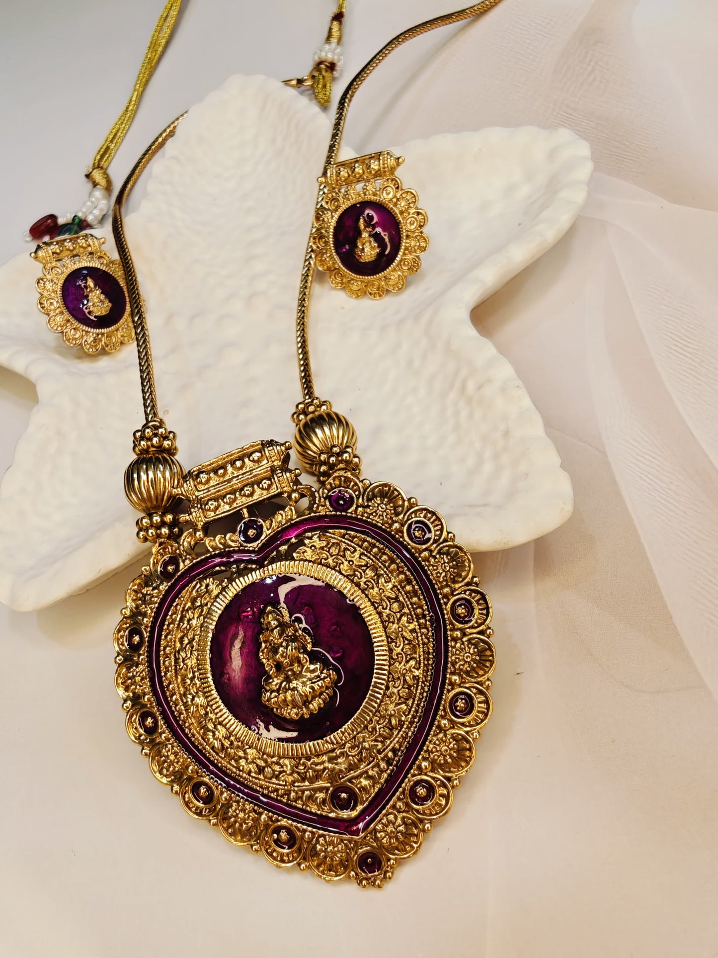 Heart Shaped Lakshmi Necklace Set