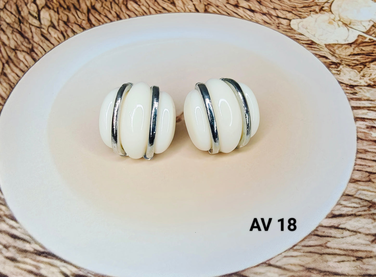 Western White Stud Earrings