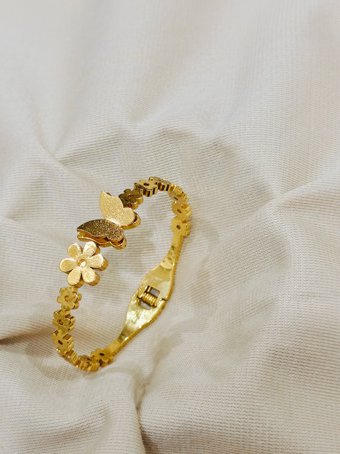 Floral Butterfly 18k Gold Plated Bracelet