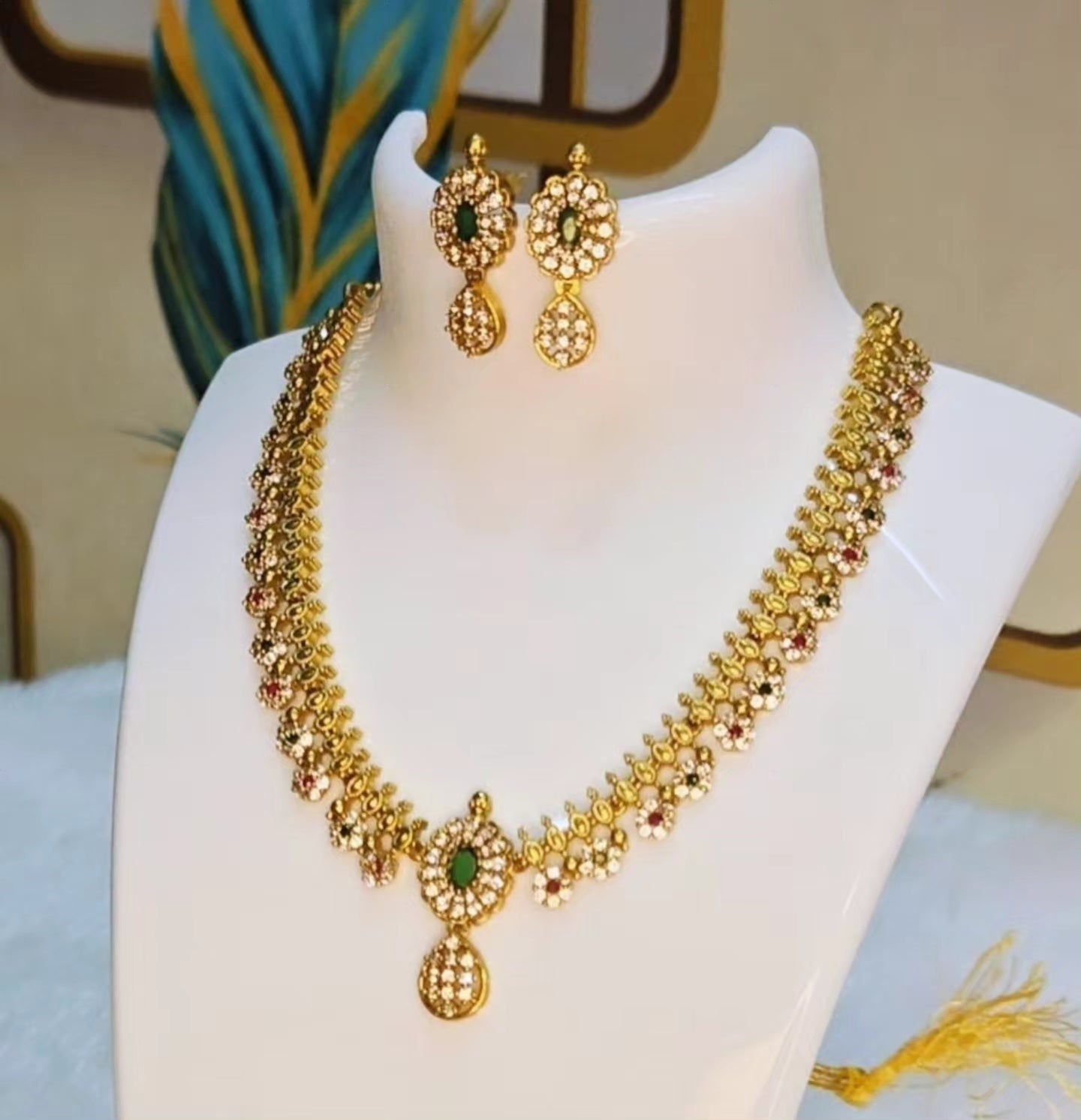 AD Necklace Set