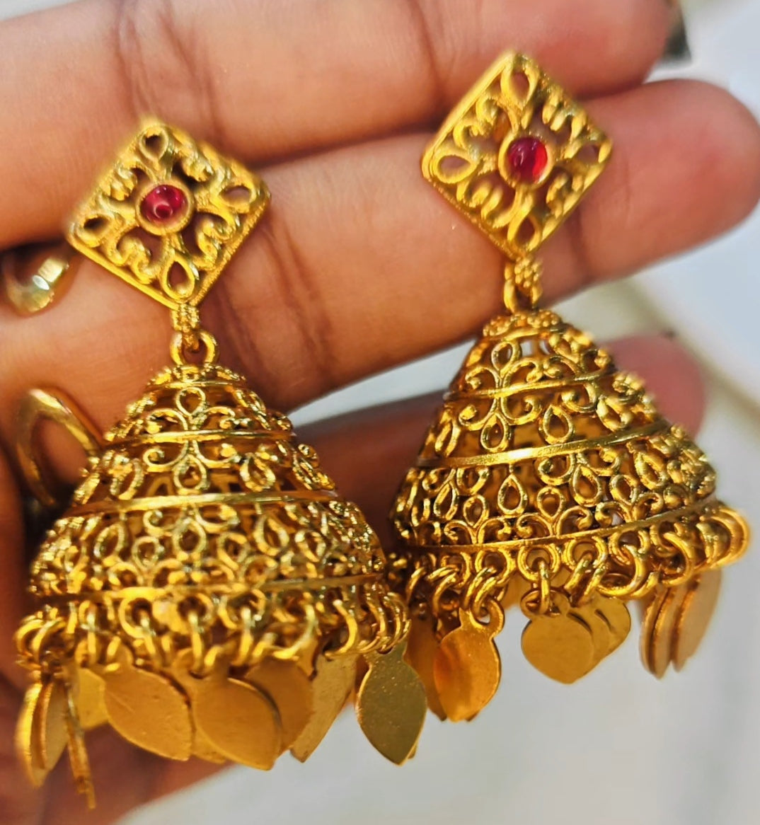 Elakkathali Jhumka
